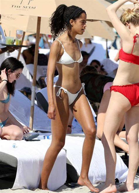 Malia Obama Proves That She Can Slay Eve Ry Bikini Look