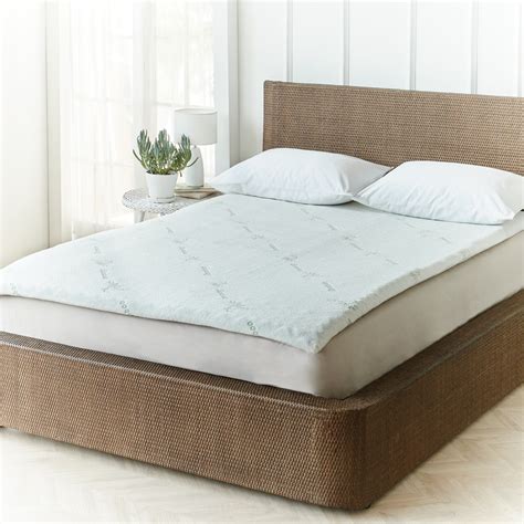 Hotel comfort bamboo dual air 2 inch memory foam gel enhanced cooling mattress topper. Bamboo Mattress Topper - Our Top 11 Picks (July/2020 ...
