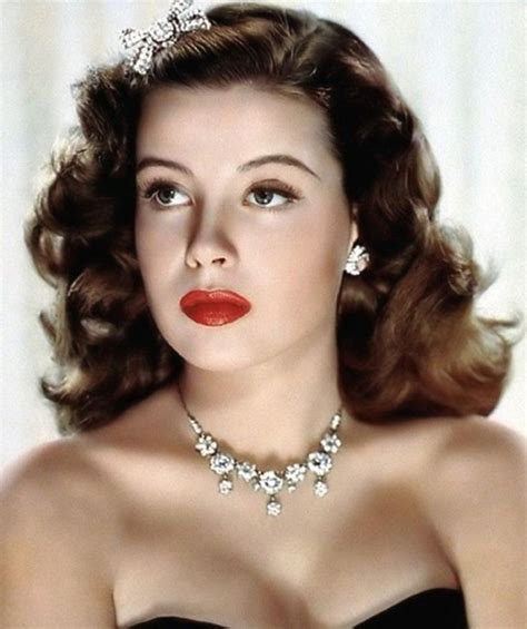 makeup tips and tutorials inspired from the 1940s 1940s hairstyles vintage hairstyles 1940s