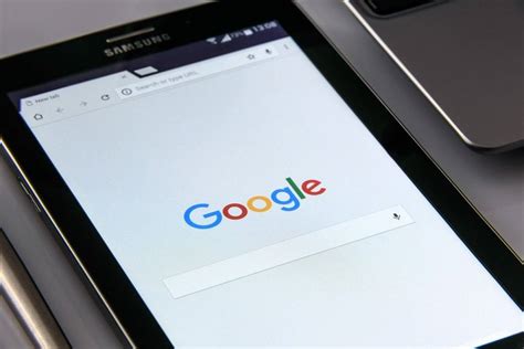 Tap on clear storage and clear cache one by one. Samsung Apps Keep Stopping S8 : Galaxy S8 Google Photos ...