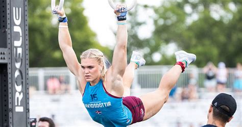 1.6km carrera 100 dominadas watch the final men's and women's heats of heavy dt from the 2015 reebok crossfit games in. Women Who Do CrossFit | Shape Magazine
