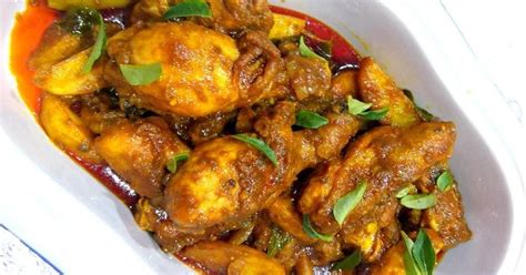 Masukkan cili kisar, kacau hingga sekata dan tunggu pecah minyak dengan api sederhana. Resepi Nasi Goreng Daging Kisar - Futuraenamorada