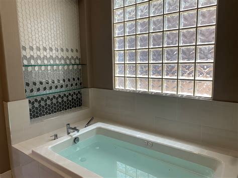 This is a great look for any accent wall. Arizona Tile's Dunes Leaves