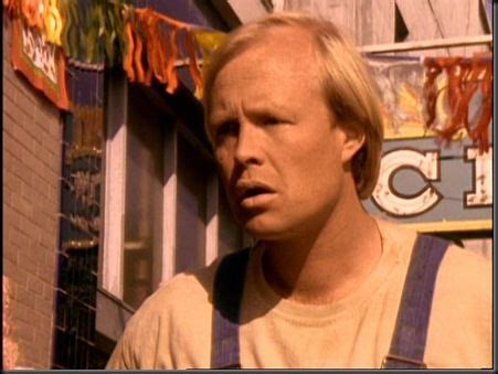 Doch einige wenige, wie stu redman, scheinen gegen die krankheit immun zu sein. Bill Fagerbakke as Tom Cullen (The Stand, 1994) "M-O-O-N ...