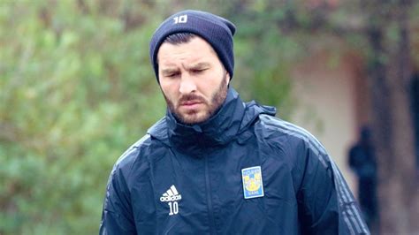 André Pierre Gignac fue sorprendido por el fanatismo de un admirador y