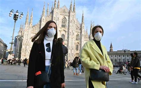 Il tutto accade mentre il bollettino della protezione civile riporta 29.907 nuovi casi e 208 morti mentre continua ad aumentare la pressione. Nuovo dpcm, le norme in zona rossa, arancione e gialla in una webApp