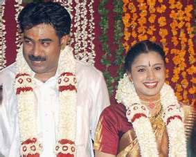 The actor stated that he has a huge admiration for his wife, for her extreme dedication towards the. Samyuktha Varma Biju Menon Wedding Photos | Wedding Photos ...