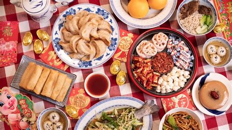 8 Lunar New Year Foods And Why Theyre Lucky Abc Everyday