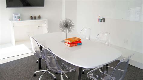 Contemporary Small Conference Room Rent It On Splacer