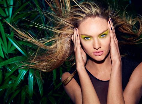 Candice Swanepoel Hd Wallpaper Background Image 2400x1760