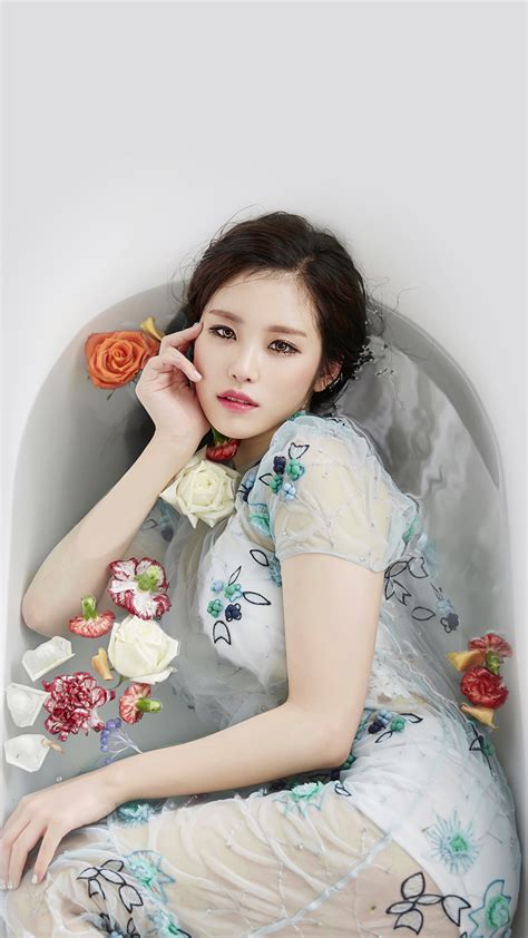 Hi14 Kpop Artist Jeon Hyosung Secret Beauty Bath Wallpaper