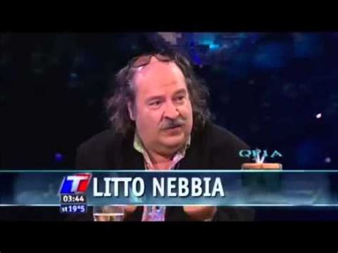 Evita, quien quiera oír que oiga. Litto Nebbia con Roberto Pettinato - YouTube