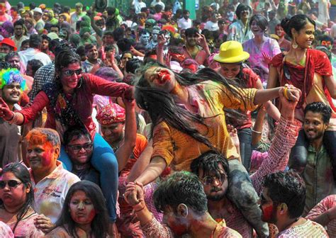 Holi 2018 India Celebrates Festival Of Colours With Great Fervour See