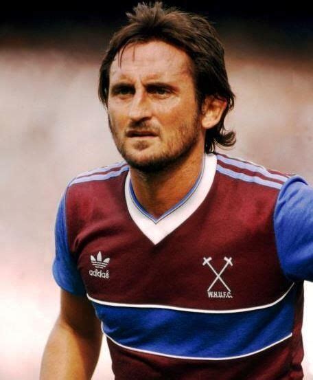 Frank Lampard Of West Ham In 1983 West Ham Sports Jersey Sports