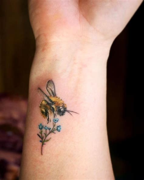 Little Bumblebeetattoo Done By Becka169 Bumble Bee Tattoo Tattoos