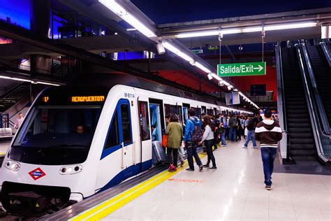 La infraestructura es propiedad de la generalidad de cataluña y está operada por transportes metropolitanos de barcelona (tmb). En Madrid extenderán una segunda línea de Metro al ...