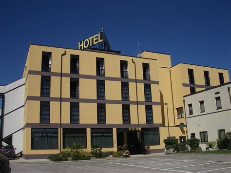 Hotel La Rocca Italienogarole Rocca Tarifs 2022