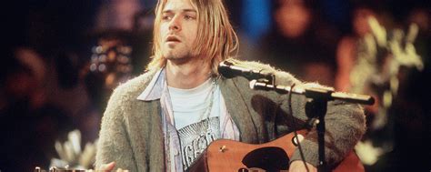 Owner Of Kurt Cobains Mtv Unplugged Cardigan Says Hes Selling It