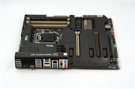 Asus Sabertooth Z87 Motherboard Lga1150 Ddr3 64gb Empower Laptop