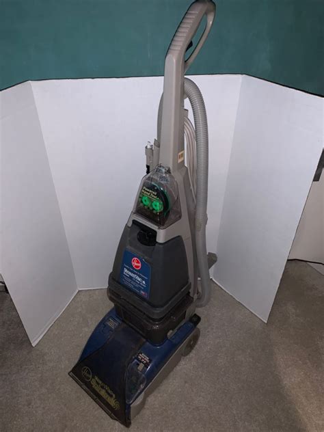 Lot 276 Hoover Steam Vac Deluxe With Powered Hand Tool Model F5888
