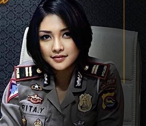 Polwan Cantik Akp Rita Yuliana Mendadak Viral Pasca Polisi Tembak Polisi Gatanews