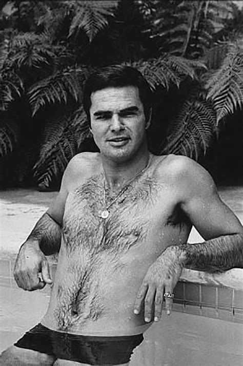 30 iconic photos of burt reynolds movie legend and 70 s sex symbol who died aged 82 success