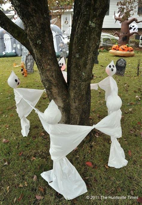 20 Easy To Make Halloween Decorations 2023