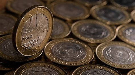 Video Viral Sobre La Devaluación Del Peso Vendió 4 000 En Monedas Como Metal Y Le Pagaron Más