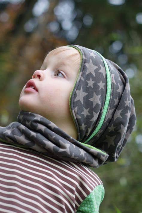 Der kecke aufschlag mit dem knopf ist ein ganz besonderes detail bei der cuff beanie von leni pepunkt. Schnittmuster Mütze Beanie Casper