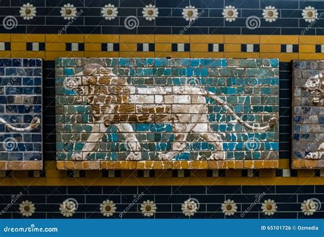 Lion On Babylonian Mosaic Stock Photography 66688376