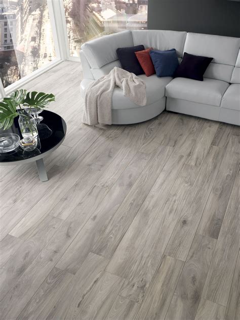 Good Wood Laminate Flooring Edges To Refresh Your Home Living Room Tiles Tile Floor Living