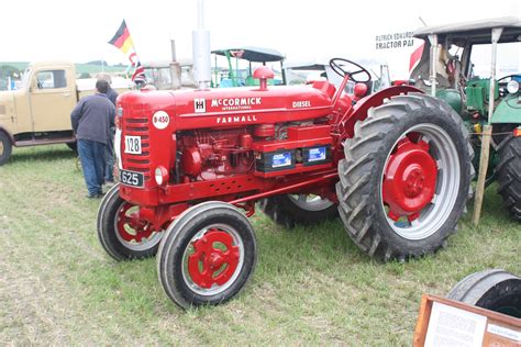 International B450 - Tractor & Construction Plant Wiki - The classic ...