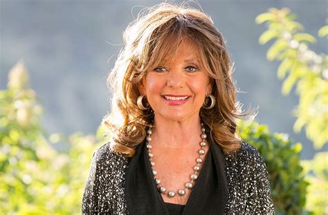 Dawn wells the name dawn wells may not ring a bell but you probably remember sweet, good girl, mary ann from the show gilligan's island. Dawn Wells - Go Fund Me Page Set Up To Help Broke 'Gilligan's Island' Star