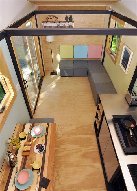 House 2 home painting & decorating is a customer centered family run business. Toybox Tiny Home - TinyHouseDesign
