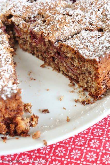 If can't find kirsch do not use another type of alcohol because it will not turn out. FOOD Schwarzer Kirschkuchen | Kirschkuchen, Kuchen, Rezepte