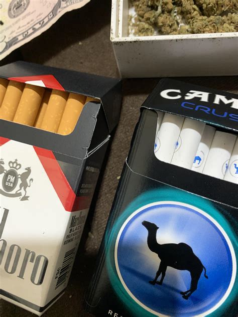 Come and simply share your passion for smoking. Camel Crush and Marlboro black are the best : Cigarettes