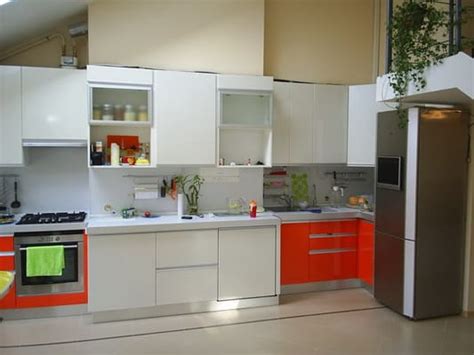 Modern, streamlined hardware styles are still going strong and appear to be sticking around. Newest Kitchen Cabinet Trends 2021 - New Decor Trends