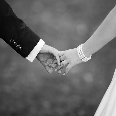 20 عکس عاشقانه حلقه ازدواج برای پروفایل زوجهای خاص