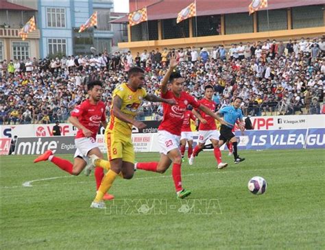 The 2021 v.league 2 (known as the ls v.league 2 for sponsorship reasons) will be the 27th season of v.league 2, vietnam's second tier professional football league. Nhiều án phạt tại vòng 9 V.League 2021
