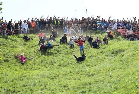 Photos 2023 Coopers Hill Cheese Rolling Race The Atlantic
