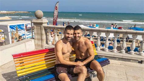 les meilleures destinations gay friendly en espagne à ne pas manquer astucetar