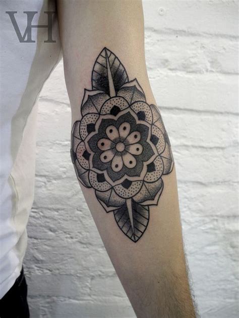 Add mandala and pointillism to elbow (integrate with roses?); Awesome Tattoo Pics: Believe tattoo #tattoo #girl #wrist # ...