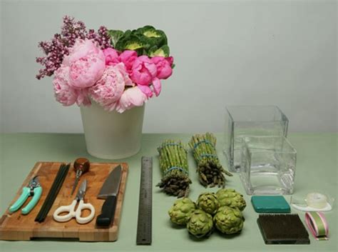 Celebrate a Lavish Wedding with Economical DIY Flowers | Cardinal Bridal