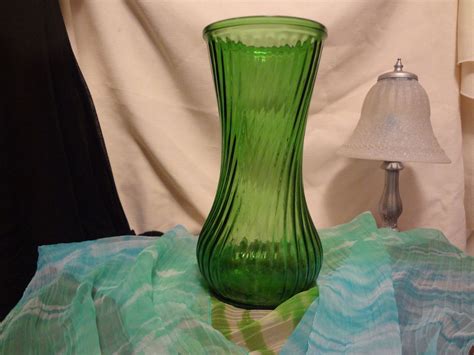 Green Glass Swirl Pattern Hoosier Glass Long Stem Vase 4091 10 In