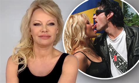 Hör Mal Zu Kolonie Verschlingen Pamela Anderson Sex Clip Schweinefleisch Tablett Normalerweise