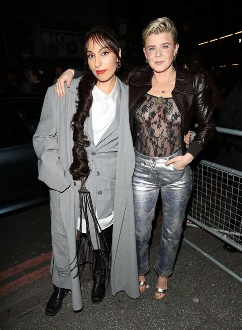 Robyn Makes Busty Appearance With A Friend Arrive At The Nme Awards Photos Album Porn