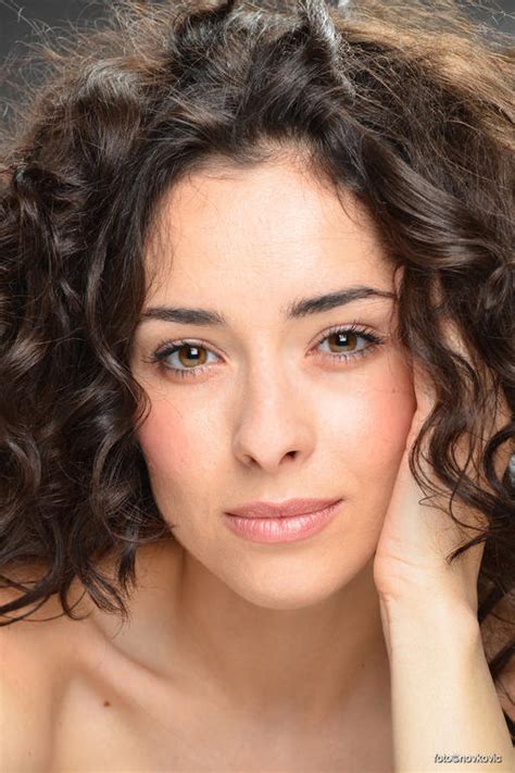 Zrinka Cvitesic Biographie Et Filmographie