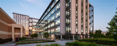 Interdisciplinary Science & Engineering Building University of