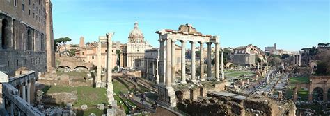 Kelompok gaya roman atau romawi ini terbagi menjadi dua. Peradaban Romawi Kuno, Zaman Kerajaan, Republik ...