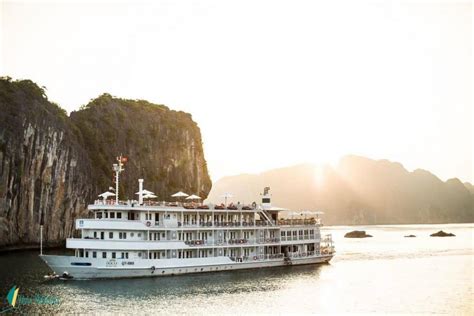 review tour du thuyền hạ long giá rẻ tốt nhất năm 2021